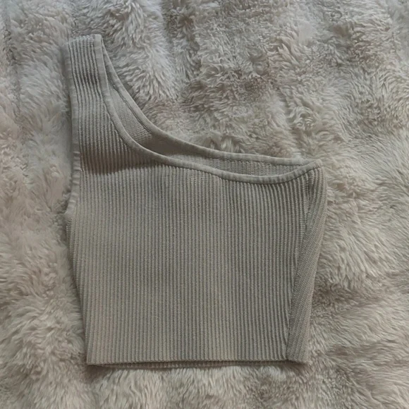 Babaton One-Shoulder Ribbed Knit Top - Picture 2 of 3